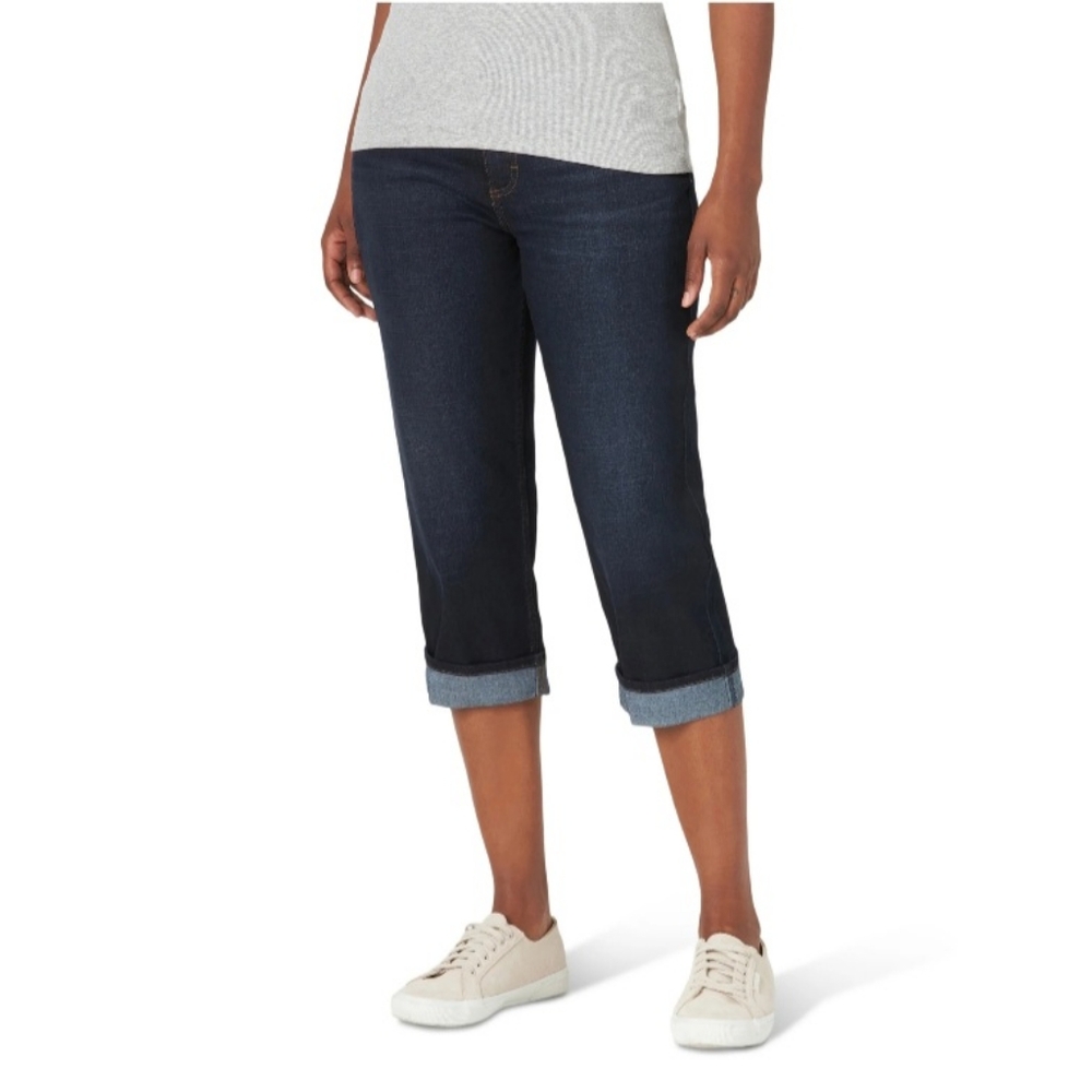 Midrise Capri Jeans Lee